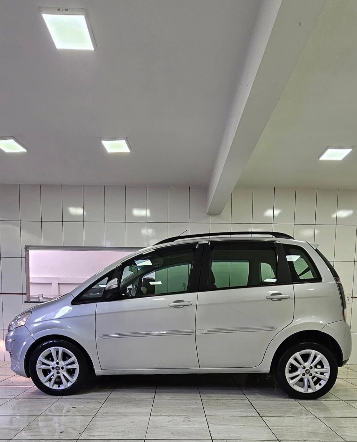 FIAT IDEA ESSENCE DUALOGIC 1.6 E-TORQ FLEX – 2016