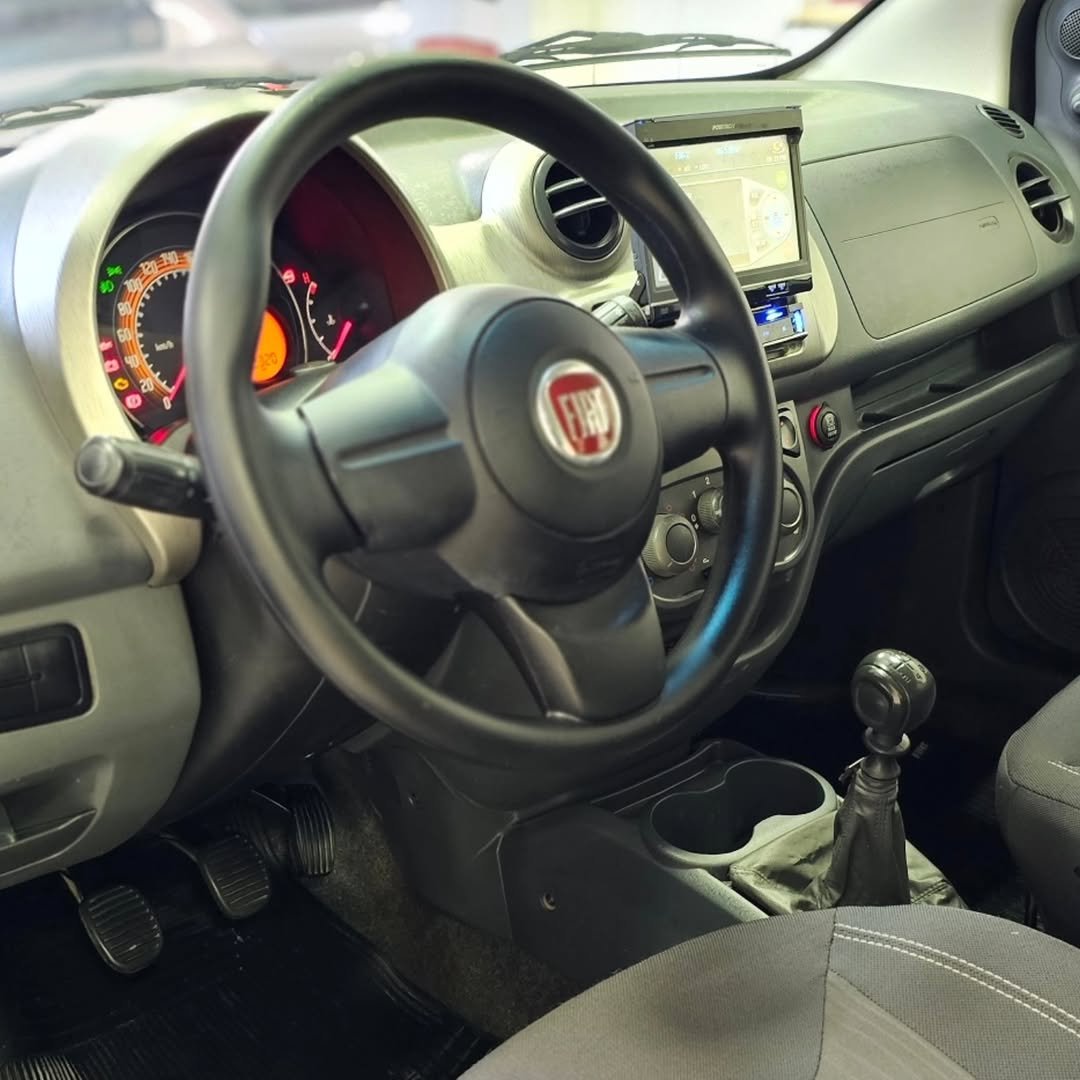 FIAT UNO WAY CELEBRATION 1.0 EVO FIRE 8V FLEX 4P – 2014