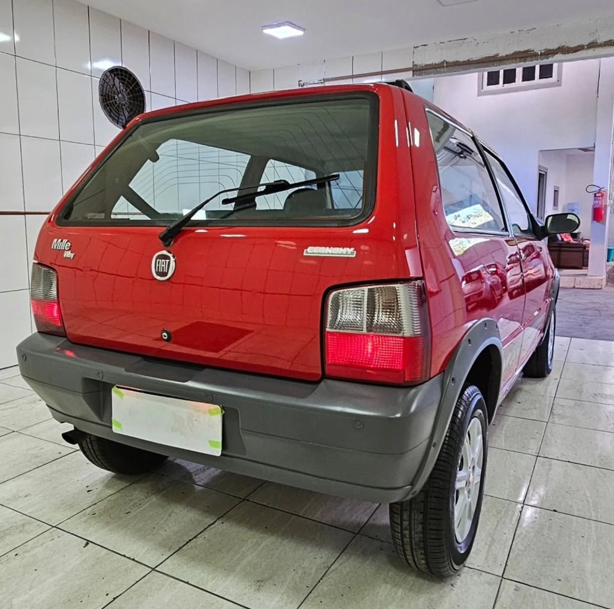FIAT UNO MILLE WAY 1.0 FIRE 8V FLEX 2P MANUAL – 2010